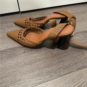 Chic Tan Woven Women's Heels